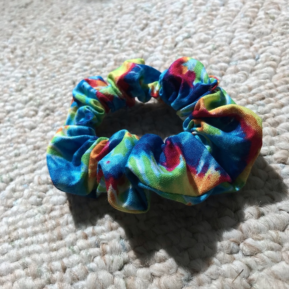 Classic Tye-Dye Scrunchie